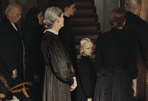 "צליל של נפילה", 2025 (צילום: FabianGamper_StudioZentral)