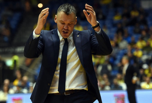 שארונאס יאסיקביצ'יוס מאמן ז'לגיריס קובנה (צילום: ברני ארדוב)