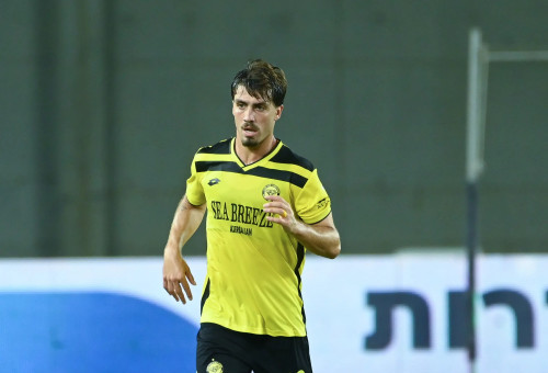 שחקן מכבי נתניה עוז בילו (צילום: ברני ארדוב)