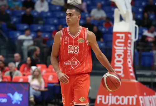 הוא וחבריו יישארו מושלמים? מדר (צילום: דני מרון)