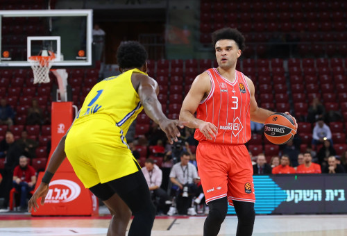 אלייז'ה בריאנט, הפועל תל אביב (צילום: אודי ציטיאט)