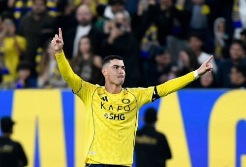 שחקן אל נאסר, כריסטיאנו רונאלדו (צילום: רויטרס)