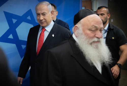 יצחק גולדקנופף ובנימין נתניהו (צילום: חיים גולדברג/פלאש 90)
