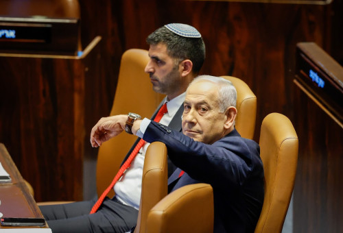 בנימין נתניהו בישיבת 40 חתימות (צילום: נועם מושקוביץ דוברות הכנסת)