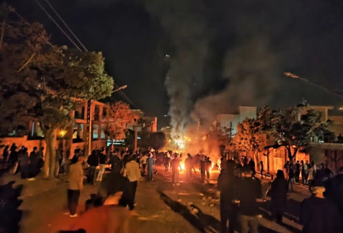 המחאה באיראן (צילום: רשתות ערביות)