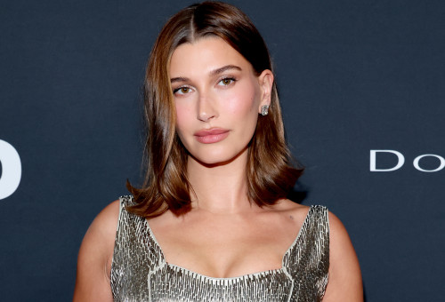 היילי ביבר (צילום: Amy Sussman/Getty Images)