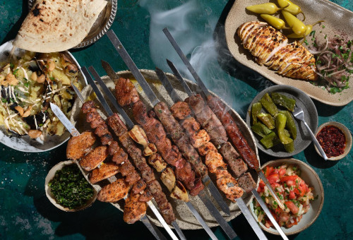 המסעדה "מנגל" (צילום: אנטולי מיכאלו)