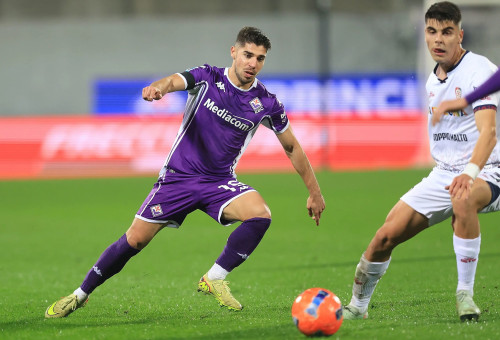 מנור סולומון שחקן פיורנטינה (צילום: GettyImages, Gabriele Maltinti)