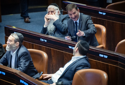 בועז ביסמוט במליאת הכנסת (צילום: יונתן זינדל פלאש 90)