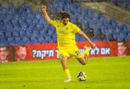 מכבי הרצליה מחכה זמן רב להישג בגביע. טל נעים (צילום: קובי אליהו)