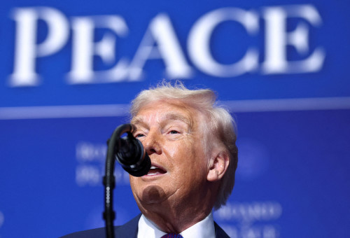 נשיא ארה"ב טראמפ בכינוס מועצת השלום בוושינגטון (צילום: רויטרס)