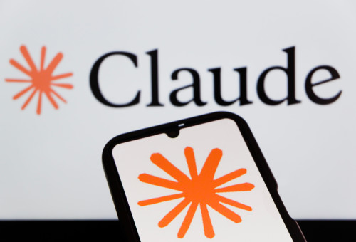 Anthropic מאשימה חברות סיניות בגניבת מידע (צילום: שאטרסטוק)