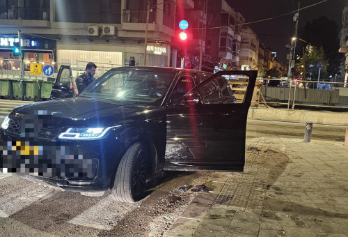 הרכב בו אותר תושב פתח תקווה (צילום: דוברות המשטרה)