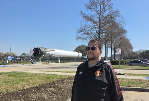 עיתונאי "מעריב" ג'וש ארונסון במרכז החלל ביוסטון (צילום: ג'וש ארונסון)