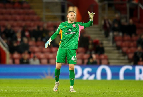 דניאל פרץ שוער סאות'המפטון (צילום: Robin Jones)