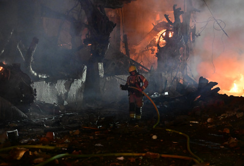 זירת הפגיעה בגוש דן (צילום: אבשלום ששוני)