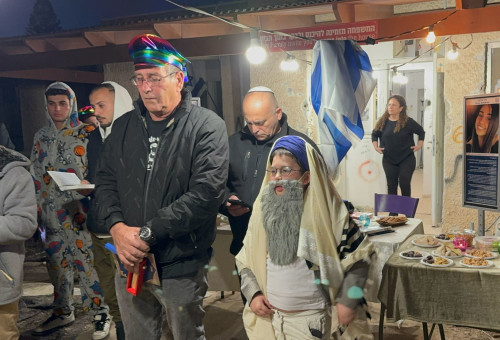 פורים בבית משפחתה של סיון אלקבץ ז"ל (צילום: פרטי)