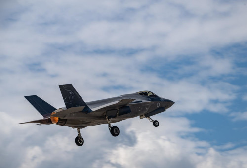 המראת מטוס קרב מסוג ״אדיר״ (F-35i) לתקיפות באיראן (צילום: דובר צה"ל)