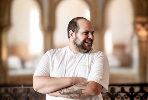 שף בר צנגר במסעדת ג'יארדינו (צילום: אסף קרלה)