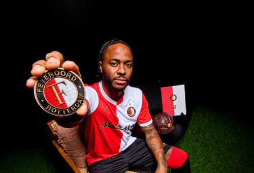 ראחים סטרלינג (צילום: אתר רשמי, פיינורד)