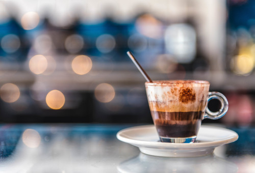 כוס קפה (צילום: יהב גמליאל פלאש 90)