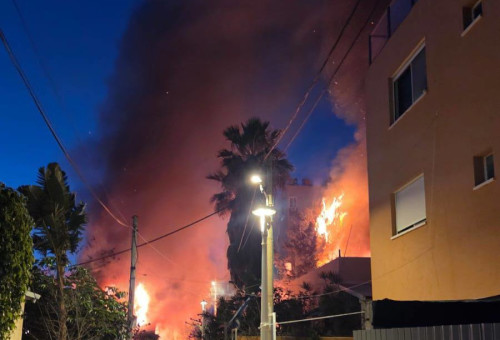 פגיעה בבית בנהריה (צילום: שימוש לפי סעיף 27א')