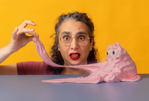 ההצגה "מסטיק", תיאטרון הקרון (צילום: ג'ראר אלון)