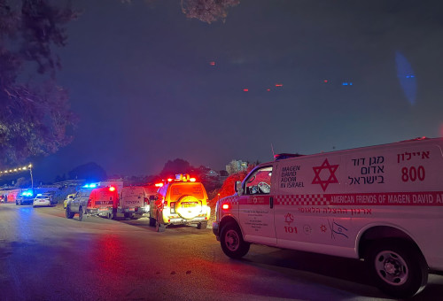 זירת הירי בלוד (צילום: תיעוד מבצעי מד"א)