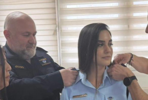 רינת סבן בטקס העלאת דרגה (צילום: רשתות חברתיות, שימוש לפי סעיף 27 א')