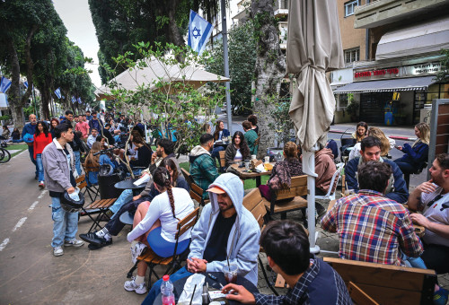 תל אביב (צילום: אבשלום ששוני)