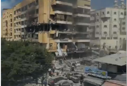 זירת התקיפה בדאחייה בביירות (צילום: צילום מסך,רשתות חברתיות ערביות,שימוש לפי סעיף 27א')