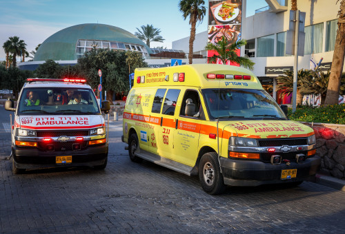 אמבולנסים באילת (צילום: David Cohen/Flash90)