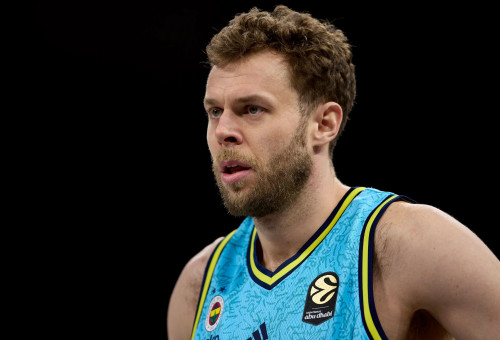 ניקולו מלי שחקן פנרבחצ'ה (צילום: GettyImages)