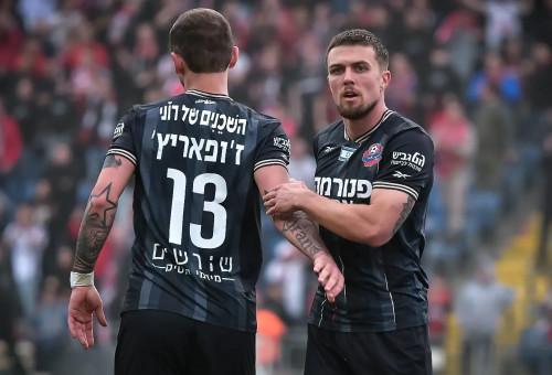 איבן קריצ'אק שחקן הפועל חיפה (צילום: אריאל שלום)