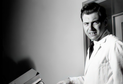 יוזף מנגלה. התגאה במעשיו המעוותים  (צילום: יד ושם)