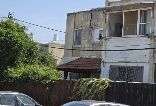 זירת הרצח בהרצליה (צילום: אלון חכמון)