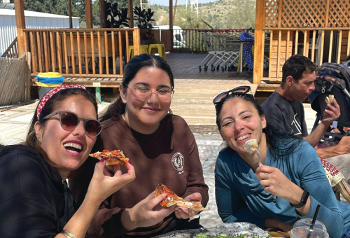 נועה מרציאנו ז"ל ומשפחתה (צילום: באדיבות המשפחה)