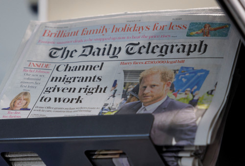 עיתון ה"טלגרף" (צילום: רויטרס)