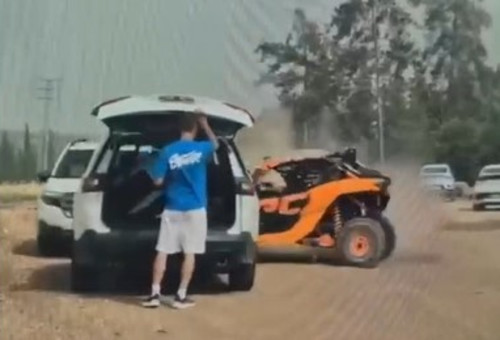 רוכב טרקטורון מתנגש ברכב בפארק יער בן שמן (צילום: צילום מסך,באדיבות אביר קארה)