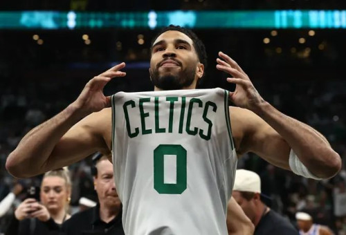 בלי בעיות. טייטום (צילום: GettyImages, Winslow Townson)