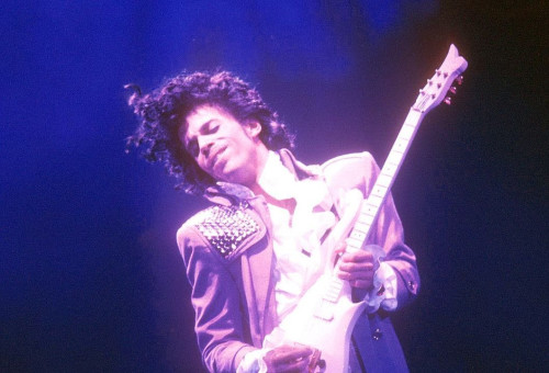 פרינס ב-Purple Rain (צילום: צילום מסך)