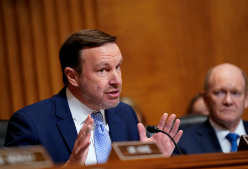 הסנאטור הדמוקרטי כריס מרפי (צילום: רויטרס)