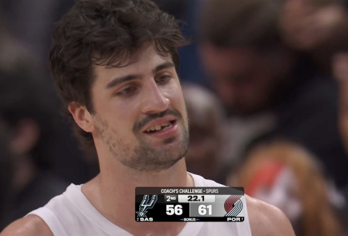 דני אבדיה עם השן השבורה (צילום: צילום מסך)