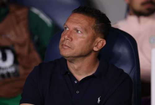 ברק בכר מאמן מכבי חיפה (צילום: מאור אלקסלסי)