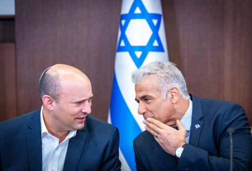נפתלי בנט, יאיר לפיד (צילום: אוליבר פיטוסי, פלאש 90)