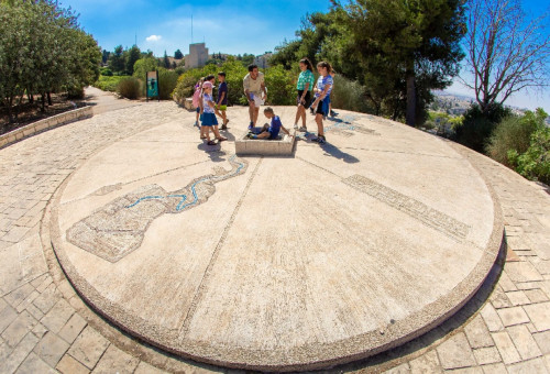 אמת המים בארמון הנציב, עיר דוד (צילום: אליהו ינאי)