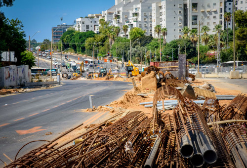עבודות על הקו הסגול של הרכבת הקלה במרכז (צילום: פלאש 90,ישראל הררי)