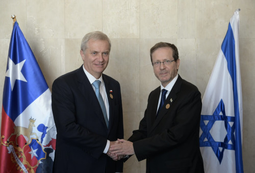 נשיא המדינה יצחק הרצוג, נשיא צ'ילה, חוסה אנטוניו קאסט (צילום: עמוס בן גרשום לע"מ)