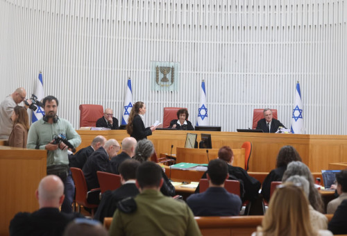 דיון בג"ץ בנושא סגירת גלי צה"ל, גל"צ (צילום: מרק ישראל סלם)