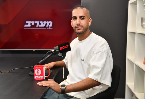 מאמן הכושר מיבנה עמיחי פיטנס בפודקאסט מעריב (צילום: מעריב אונליין)